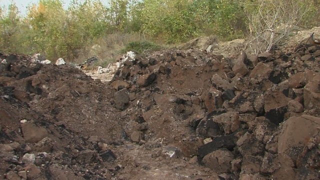 Снимка: Опасните отпадъци край Свищов – с живак и олово