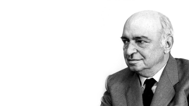 Снимка: Павел Вежинов ~ Хората се страхуват от самотата повече, отколкото от смъртта (СНИМКИ + ВИДЕО)