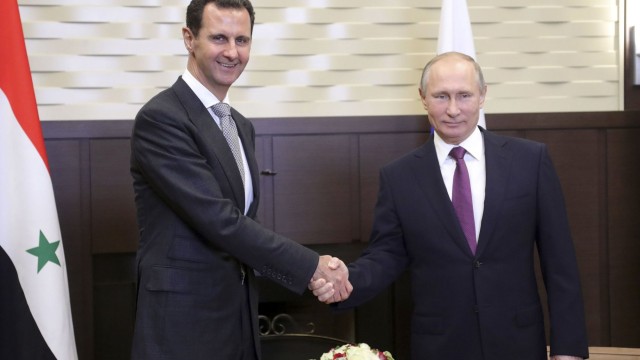 Снимка: Русия координира нова инициатива за мирен преход във властта в Сирия