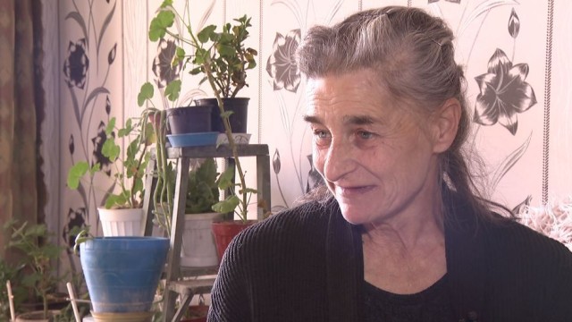 Снимка: Добрината на хората изпраща Снежана на лечение в Германия 