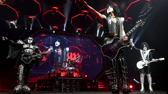 Снимка: KISS с концерт в София като част от прощалното си турне