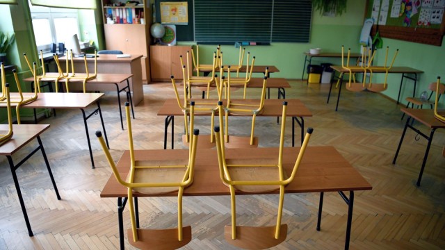 Снимка: Удължават дистанционното обучение във Велико Търново, в Пловдив ще учат онлайн от 6 до 12 клас