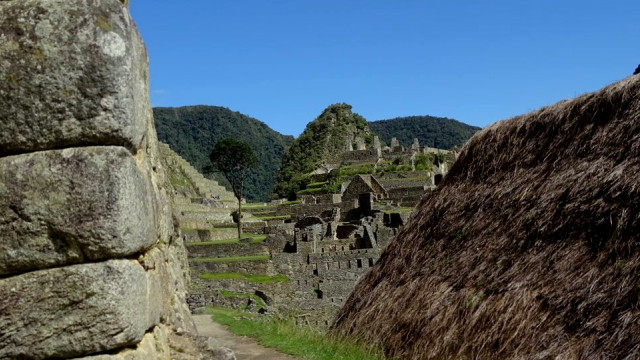 Евакуираха 1400 туристи от Мачу Пикчу