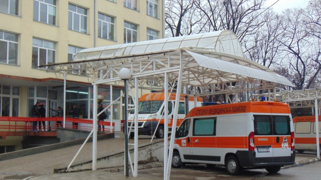 Снимка: МБАЛ-Пазарджик се нуждае от медици за COVID отделенията си