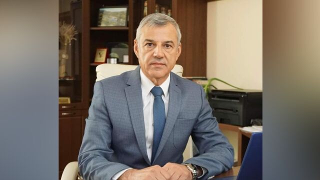 Снимка: Заради проверка на ДАНС и прокуратурата: Областният на Хасково подаде оставка