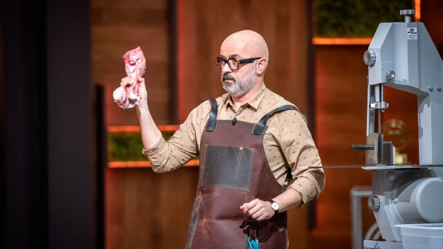 Снимка: 11 бременни жени оценяват десерти в MasterChef, а кренвирши определят кой заслужава мастър-клас