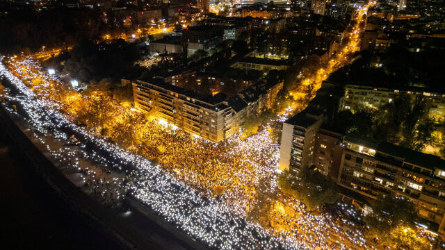 Снимка: Трагедията в Нови Сад не е била случайност?: Нови разкрития по случая
