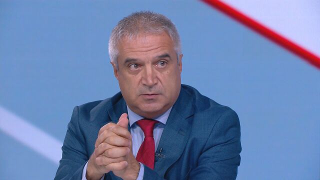 Румен Радев: Ние „заборчляваме“, дългът ще стигне 37,6 млрд. евро през 2026 година
