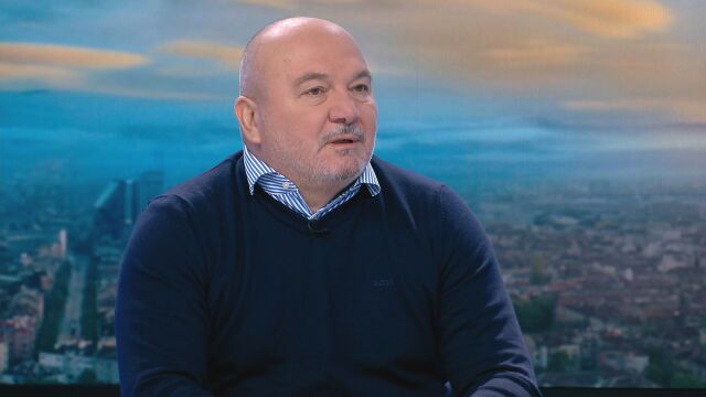 „Ще гръмне“: Любомир Дацов с мрачна прогноза за икономиката и доходите през 2026 г.         