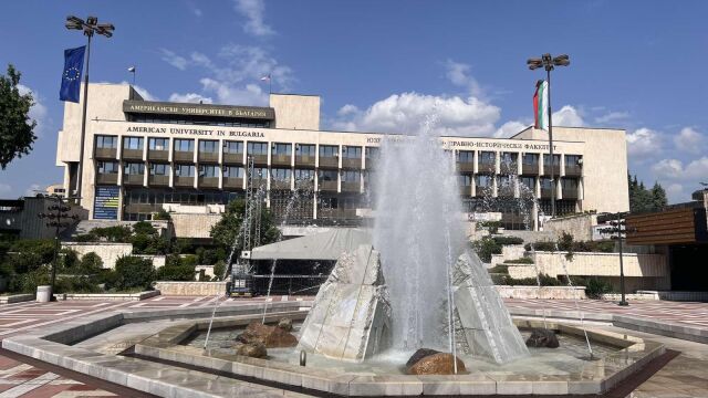 Мъж нанесе прободни рани с нож на жена в центъра на Благоевград