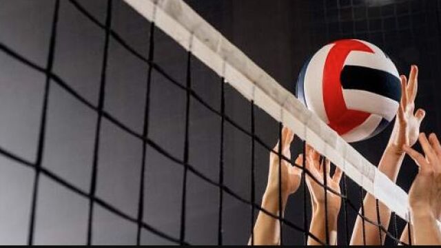 Снимка: Пълен цирк! Топ волейболистка обвинена, че е... мъж?! (СНИМКИ)