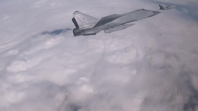 Снимка: Киев и Букурещ отхвърлиха твърденията на Москва, че е осуетила опит за кражба на изтребител със свръхзвукова ракета