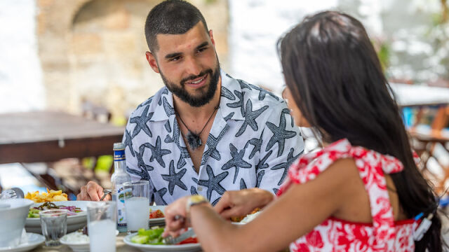 Снимка: Прояви ли агресия Тихомир? (АНКЕТА)