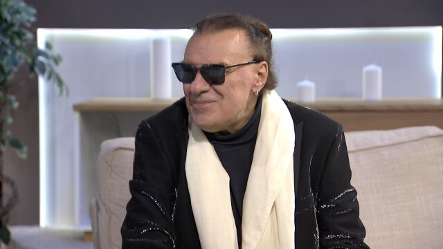 Снимка: Васил Найденов разкрива кой го е отгледал и какво е да срещнеш баща си, когато вече си пораснал