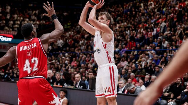 Олимпиакос загуби драматично, Везенков с 6 точки (ВИДЕО)