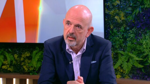 Снимка: Месец и половина до еврото: 