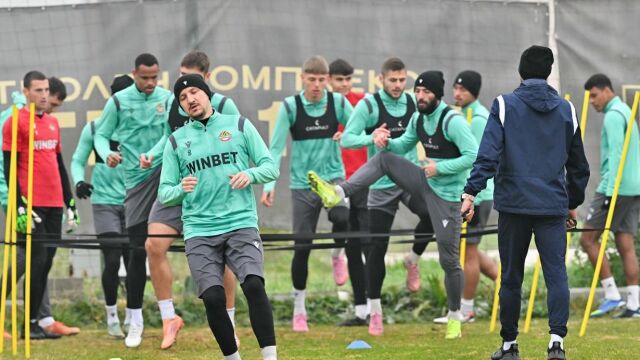 Снимка: Признанието на Херо: Това е последната ми спирка! (ВИДЕО)