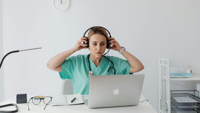 Снимка: Телемедицината и изкуственият интелект: Диагноза за 20 секунди