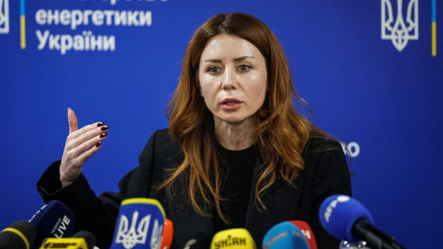 Снимка: Украинският парламент освободи двамата министри, замесени в мащабен корупционен скандал
