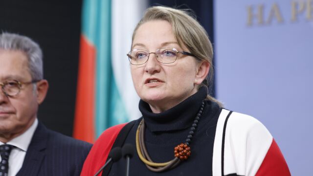 Снимка: Деница Сачева: България може да загуби 1 милион души до 2050 г.