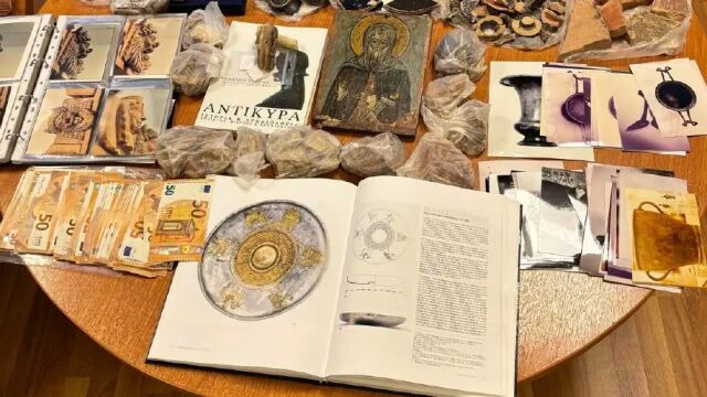 Българските власти и Европол разбиха една от най-големите мрежи за трафик на антики