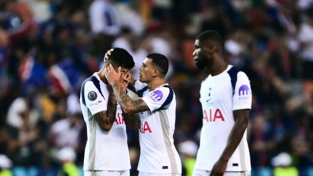 Снимка: Тотнъм излиза за отмъщение срещу европейския шампион