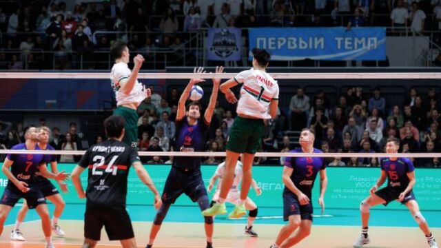 Снимка: Пред очите на мама! Динамо пречупи Мони и Гибона в Москва