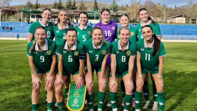 Снимка: Обидихме ги! Пуснахме грешен химн на ирландките в Албена! (ВИДЕО)