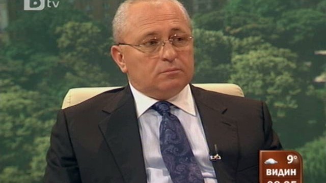 Снимка: Гюнай Сефер: Мога да покажа парите си до стотинка