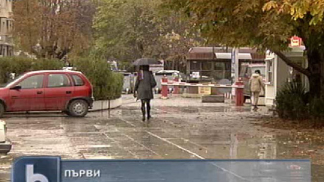 Снимка: Сняг вали на много места в страната 