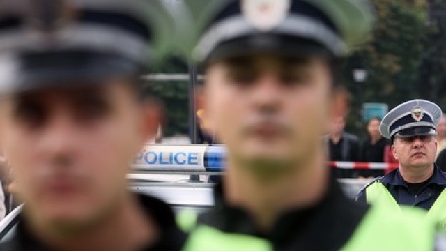 Снимка: Предложение: Полицаите в пенсия на 55
