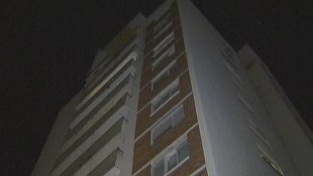 Снимка: Заложиха 7 килограма тротил пред депутатски блок 