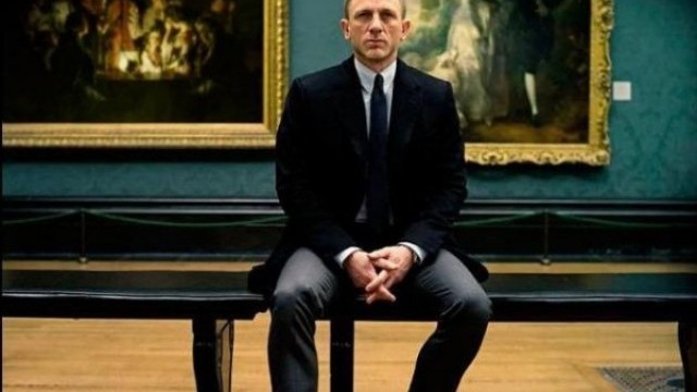 Снимка: Джеймс Бонд или Джеймс Секретан?