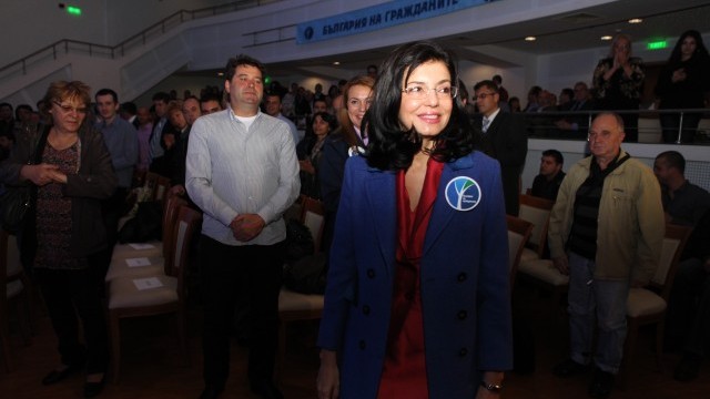 Снимка: Кунева не иска коалиция с ГЕРБ, БСП и ДПС