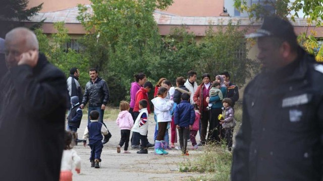 Снимка: Трима алжирци ранени след бунт в бежанския лагер в Любимец