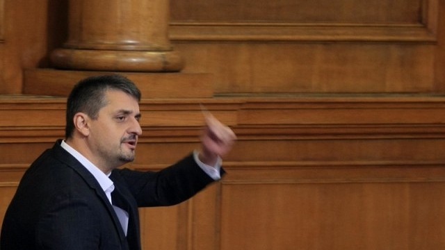 Снимка: Филип Златанов се е срещал с Фидосова 103 пъти за година и половина