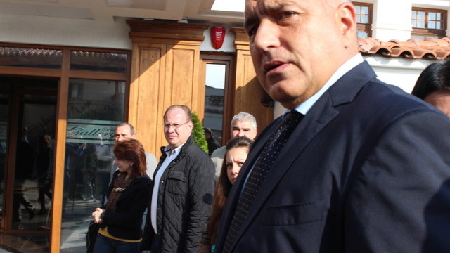 Снимка: Борисов призна Първанов за сериозен противник