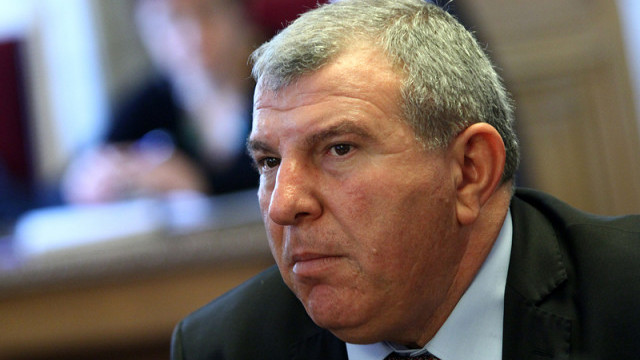 Снимка: Греков стимулира тютюнопроизводителите
