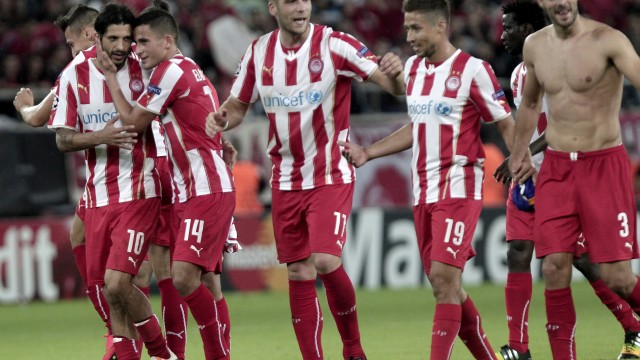 Снимка: Олимпиакос унижи Юве