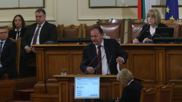 Снимка: Михаил Миков: БСП няма да отстъпи от 