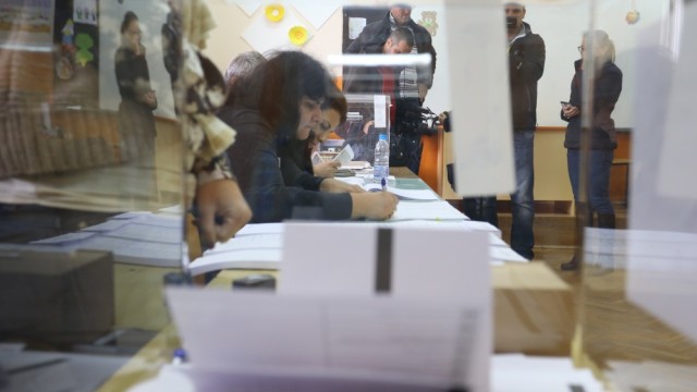Снимка: Без сериозни нарушения на вота в Кърджали и района