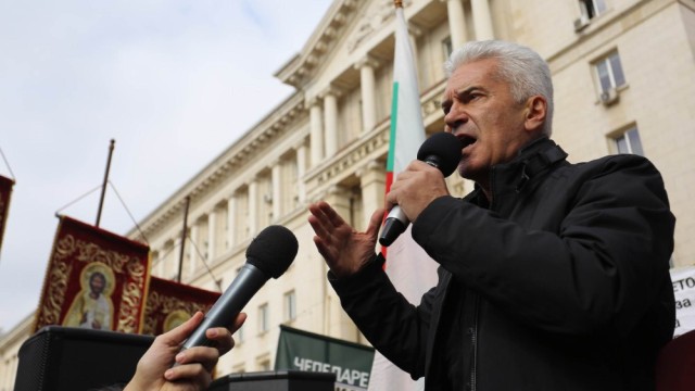 Снимка: Комисията за сваляне на имунитета на Сидеров се събира на второ заседание 