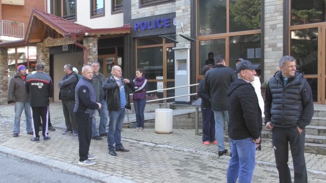 Снимка: Хотелиери протестираха срещу закриването на пожарната в Пампорово