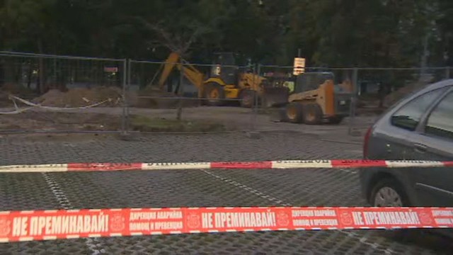 Снимка: Откриха два стари снаряда в двора на „Токуда”