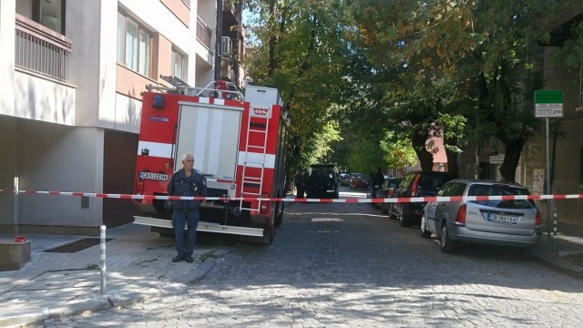 Снимка: Барикадирал се у дома си мъж вдигна на крак полицията в София