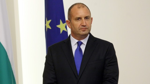 Снимка: Румен Радев наложи вето на измененията на Закона за отбраната