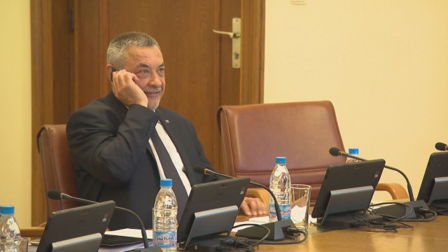 Снимка: Скандал в партията на Валери Симеонов