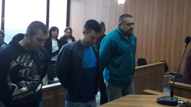 Снимка: Трима от арестуваните по мегасхемата за пране на пари остават в ареста 
