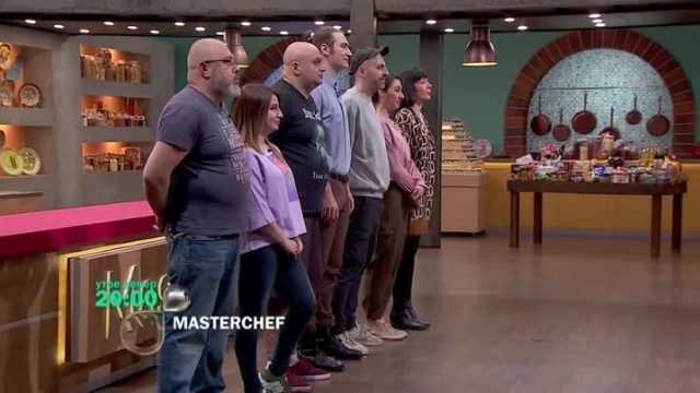 Утре вечер участниците от 