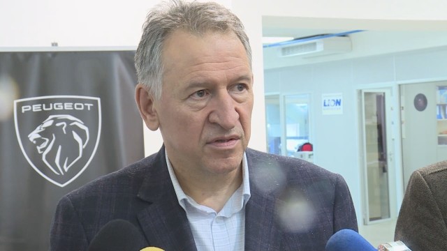 Снимка: Кацаров: Ще предложа по-високи заплати за спешните медици 